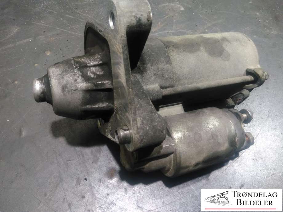 Starter diesel til Volvo V70 2007-2013 (Type III, Fase 1) (30795406|3M5T-11000-CF|36003219|0986022131|LRS02219|30667060|30667739|8603690|1229427|1233234|1254222|1368970|1469712|2073366|2109635|3M5T-11000-CB|3M5T-11000-CC|3M5T-11000-CD|3M5T-11000-CE|3M5T-11000-CG|Y601-18-400A|Y601-18-400B|Y601-18-400C)