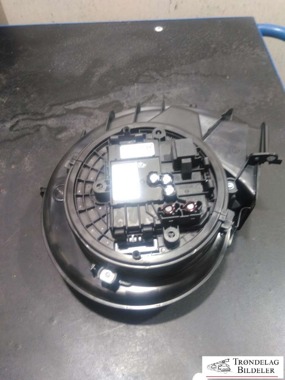 Varmeapparat motor til Volvo V60 / V60 CC 2018-->> (Type II)  (F011500123|)