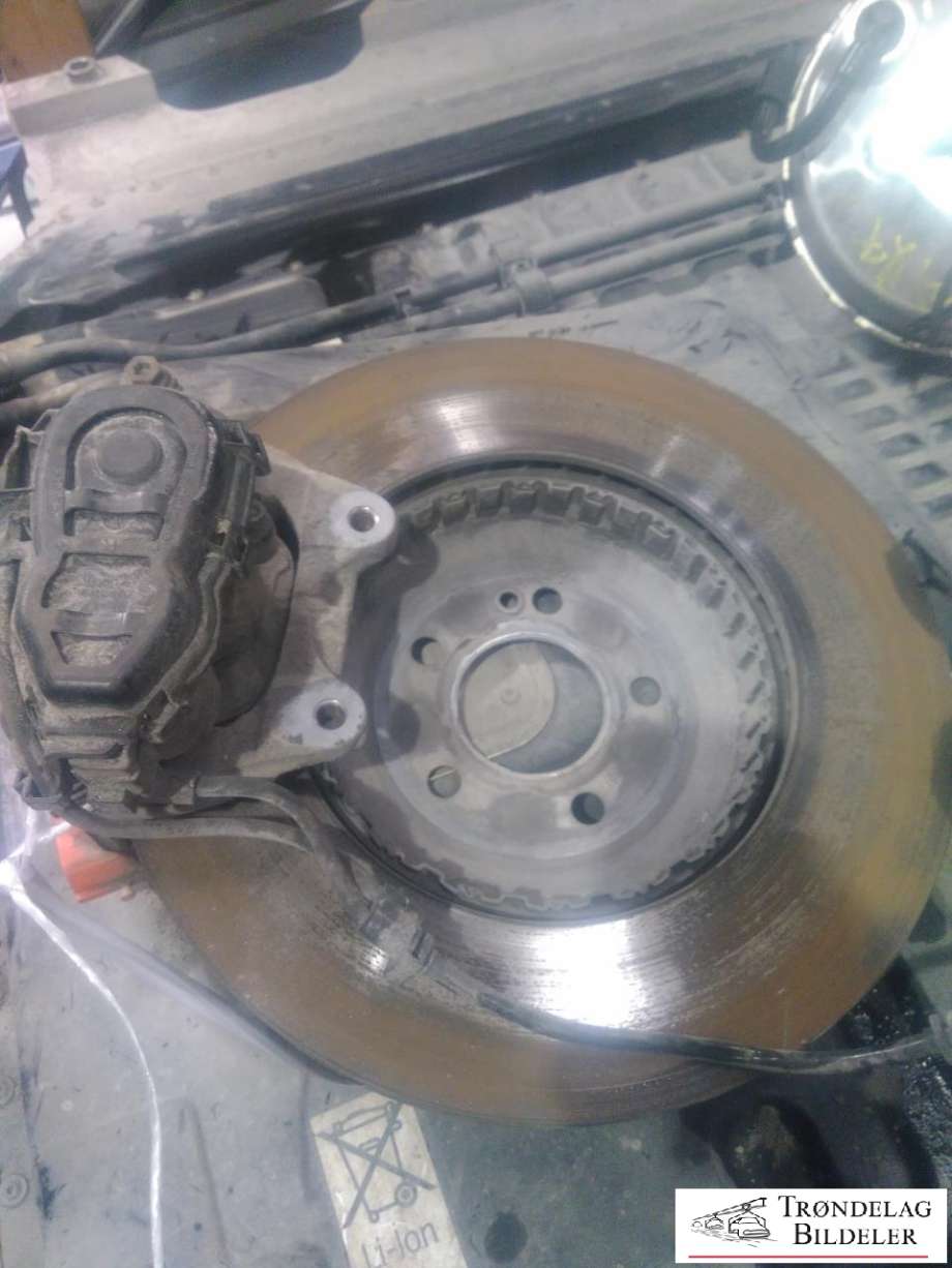 Bremsecaliper venstre bak, elektrisk til Mercedes EQC 2019-->>  (A0004237500|A0004231706|360X26MM)