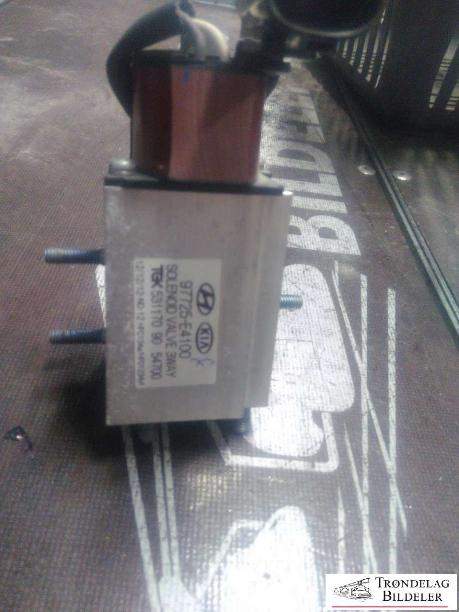 Varmeapparat diverse til Hyundai Ioniq Electric 2016-2019 (Fase 1)  (SOLENOID VALVE.|)