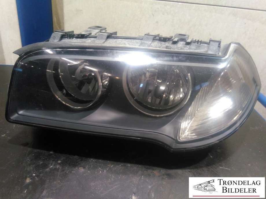 Frontlykt venstre halogen til BMW X3, 2007-2010 (Fase 2) (E83) (E83) (63 12 7 162 189)