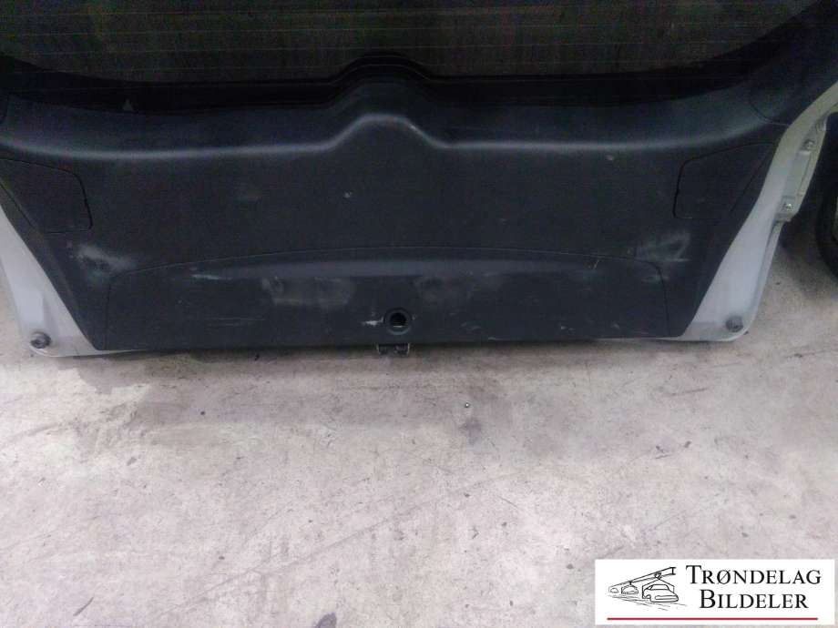 Bakluke til Mitsubishi Outlander 2010-2012 (Type II, Fase 2) (5801A536|)