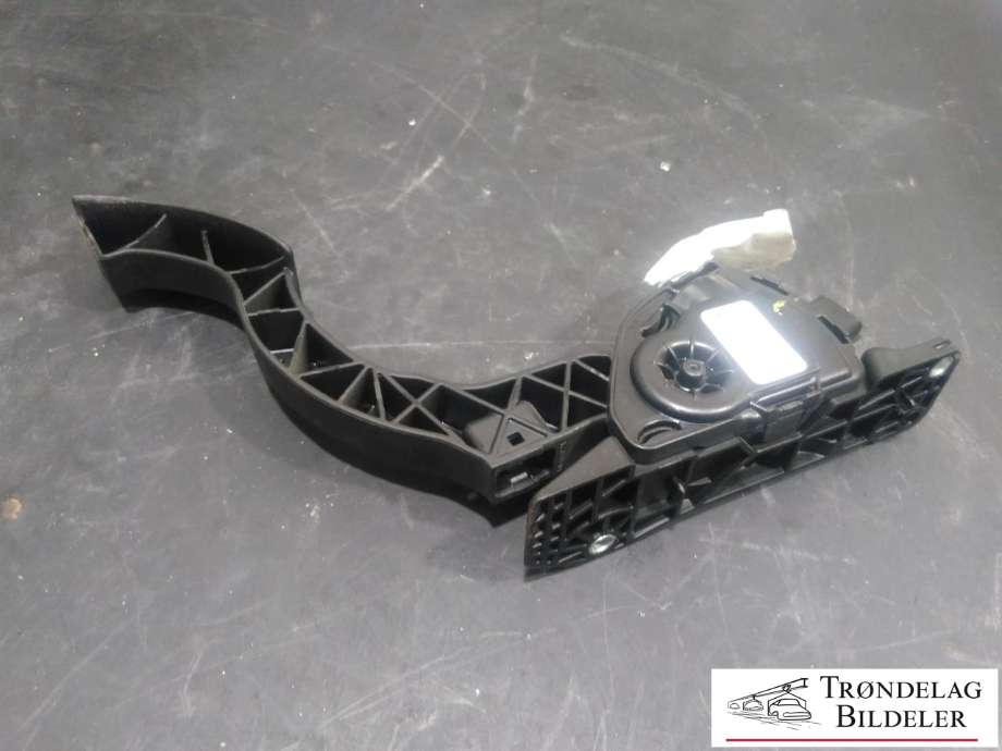 Pedal gass til Ford Focus 2011-2014 (Type III, Fase 1)  (BV61-9F836-AB|)