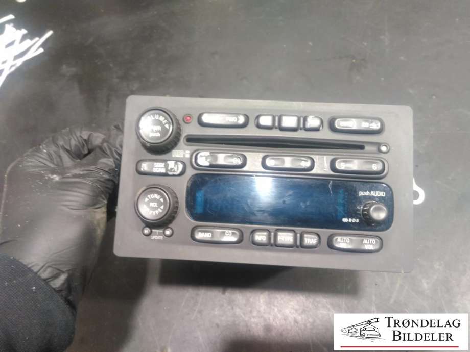 Bilstereo til Chevrolet Silverado 2002-2006  (15184935|)