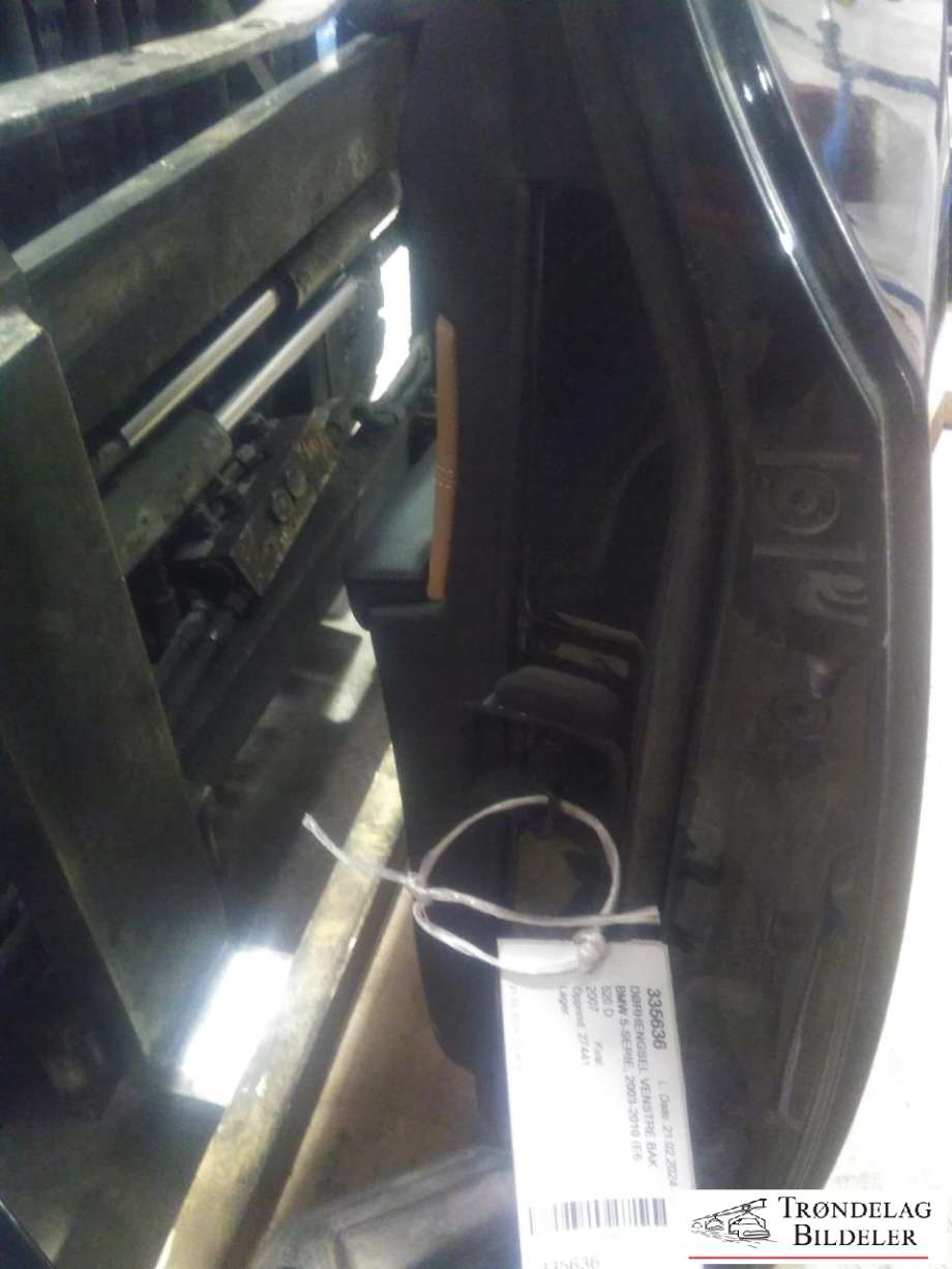 Dør venstre bak til BMW 5-Serie 2003-2010 (E60/E61) (E60/E61) (41525A2A367|)