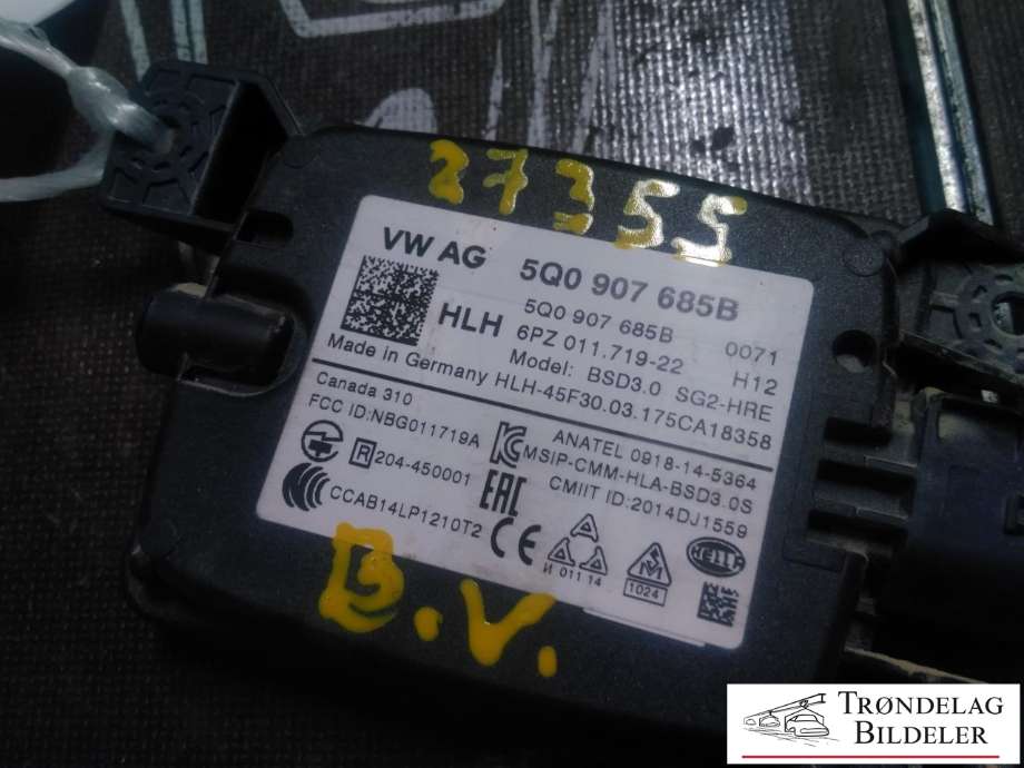 Sensor blindsone til Škoda Octavia 2017-2020 (Type III, Fase 2)  (VW AG|5Q0 907 685 B|6PZ 011 719-22|)