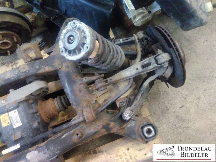 Bakstilling til BMW X3 2010-2017 (F25) (F25) (33 31 6 857 983|)