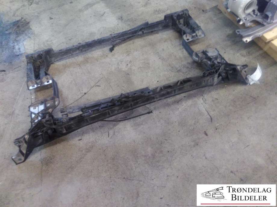 Frontplate til Audi A4, Allroad 2016-->> (Type II) (B9) (B9)