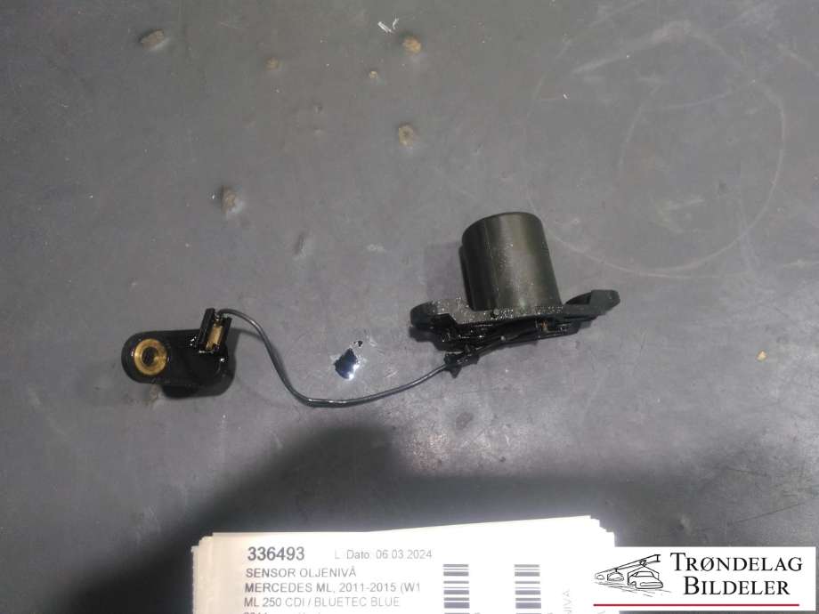 Sensor oljenivå til Mercedes ML 2011-2015 (Fase 1) (W166) (W166) (A 001 153 13 32|)