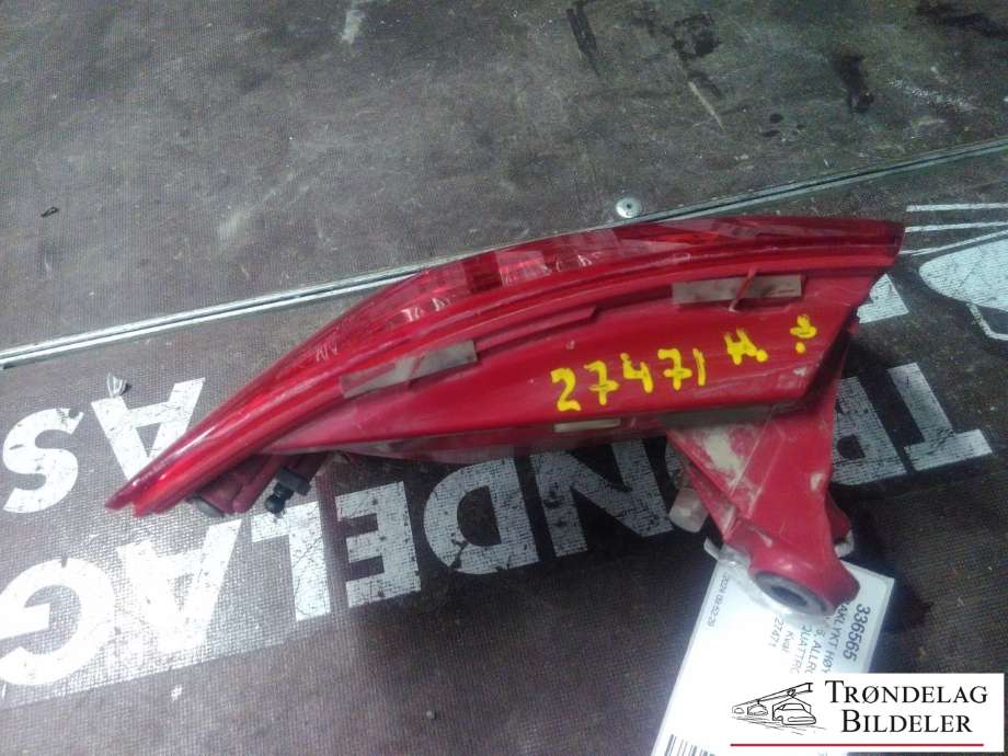 Baklykt høyre ytre til Audi A6, Allroad 2012-2014 (Type III, Fase 1) (C7) (C7) (4G9 945 096 B|)