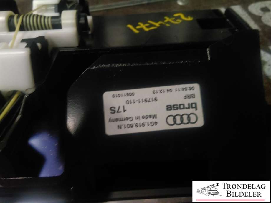 Bilstereo navigasjon skjerm til Audi A6, Allroad 2012-2014 (Type III, Fase 1) (C7) (C7) (4G1 919 601 N|917911-110|)