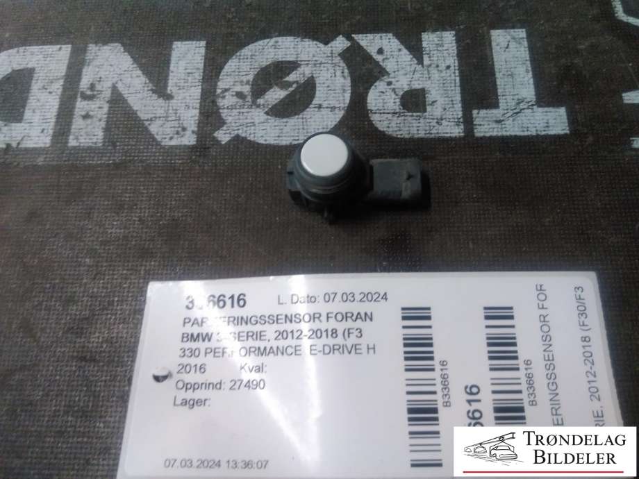 Parkeringssensor foran til BMW 3-Serie, 2012-2018 (F30/F31/F34) (F30/F31/F34) (0263033270)