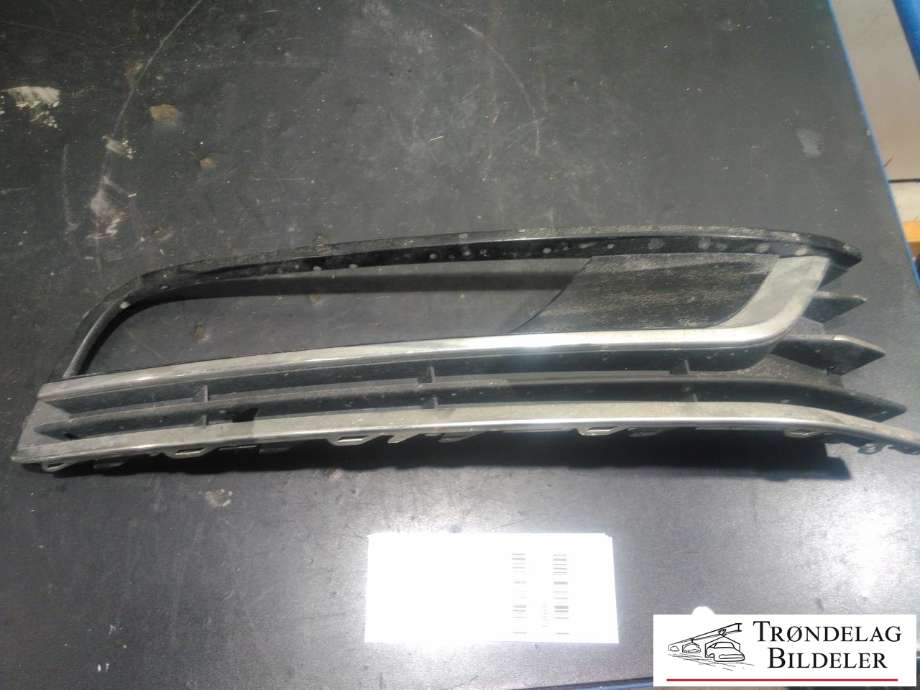 Grill høyre til VW Passat 2011-2015 (B7) (B7) (3AA 854 662 B|)