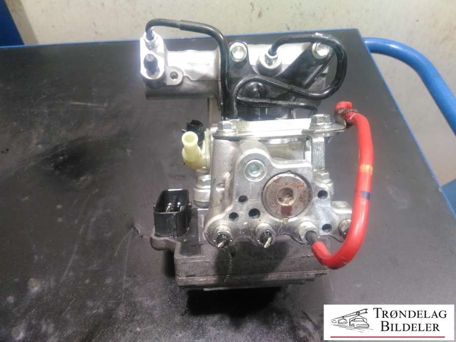 ABS sentral til Toyota Auris 2015-2019 (Type II, Fase 2)  (4705012160  47270-47030|)