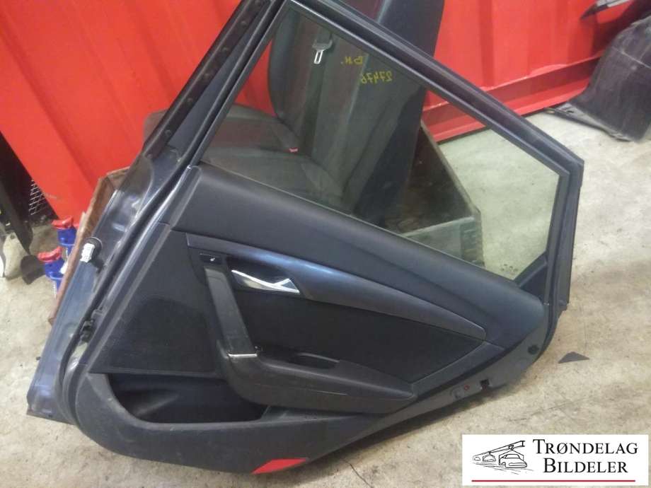 Dør høyre bak til Hyundai i40 2012-2017  (770043Z000|)