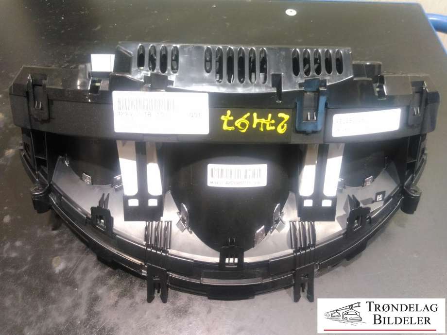 Instrumentpanel til Mercedes E-Klasse 2009-2013 (Fase 1) (W212) (W212) (A2C53257171|)