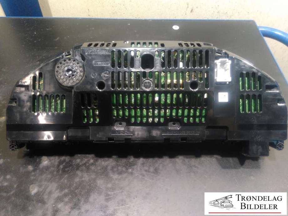 Instrumentpanel til Mercedes E-Klasse 2009-2013 (Fase 1) (W212) (W212) (A2C53257171|)