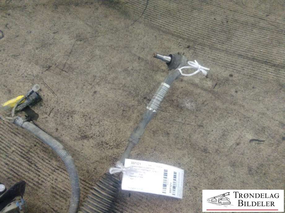 Tannstang elektrisk til Peugeot Partner 2019-->> (Type III)  (16 758 570 80|)