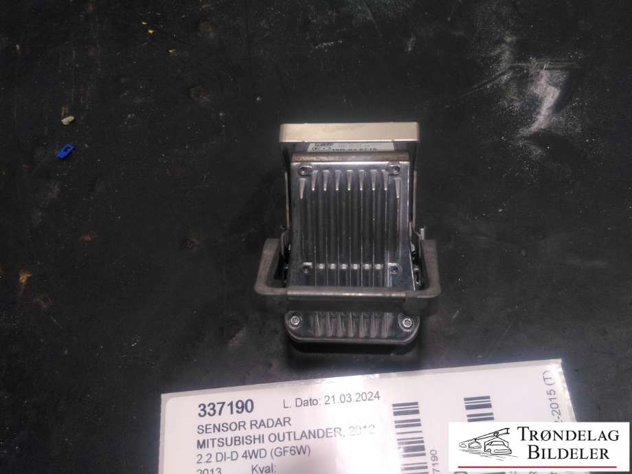 Sensor radar til Mitsubishi Outlander 2012-2015 (Type III, Fase 1)  (8780A011|10026843-13|)