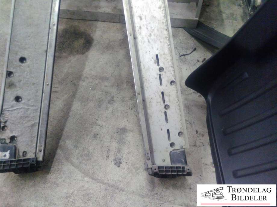 Stigtrinn/stigbrett til Mercedes G-Wagen 1990-->> (W463) (W463)