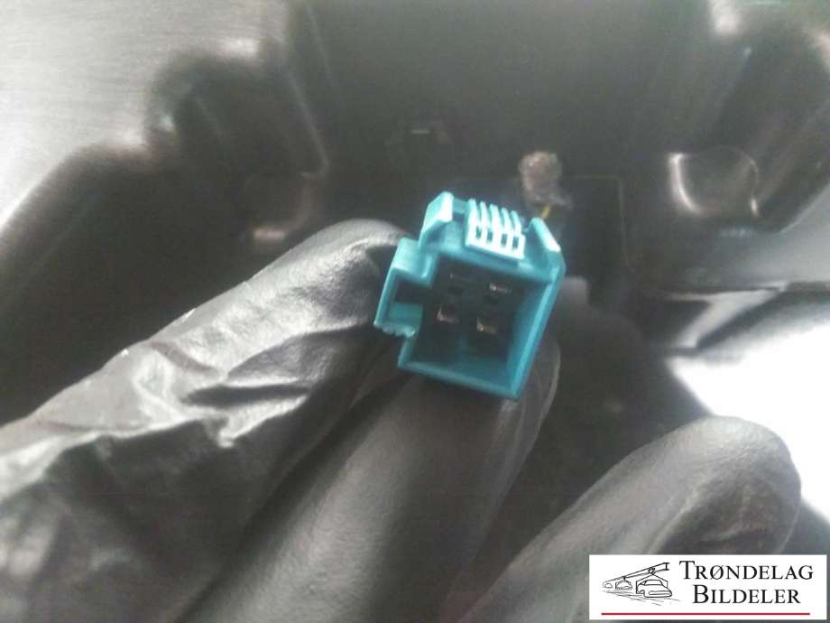 Bilstereo sub-woofer til Mercedes G-Wagen 1990-->> (W463) (W463) (A4638275800/003|)