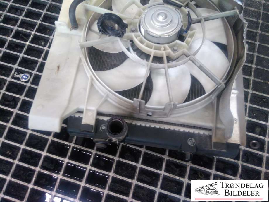 Radiatorpakke til Toyota Aygo 2014-->> (Type II)  (167110Q011|87050YV030|)