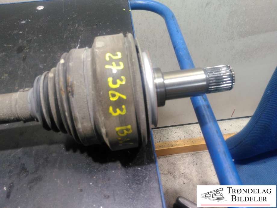 Drivaksel venstre bak, diesel/automat til Mercedes V-Klasse 2014-->> (W447) (W447)