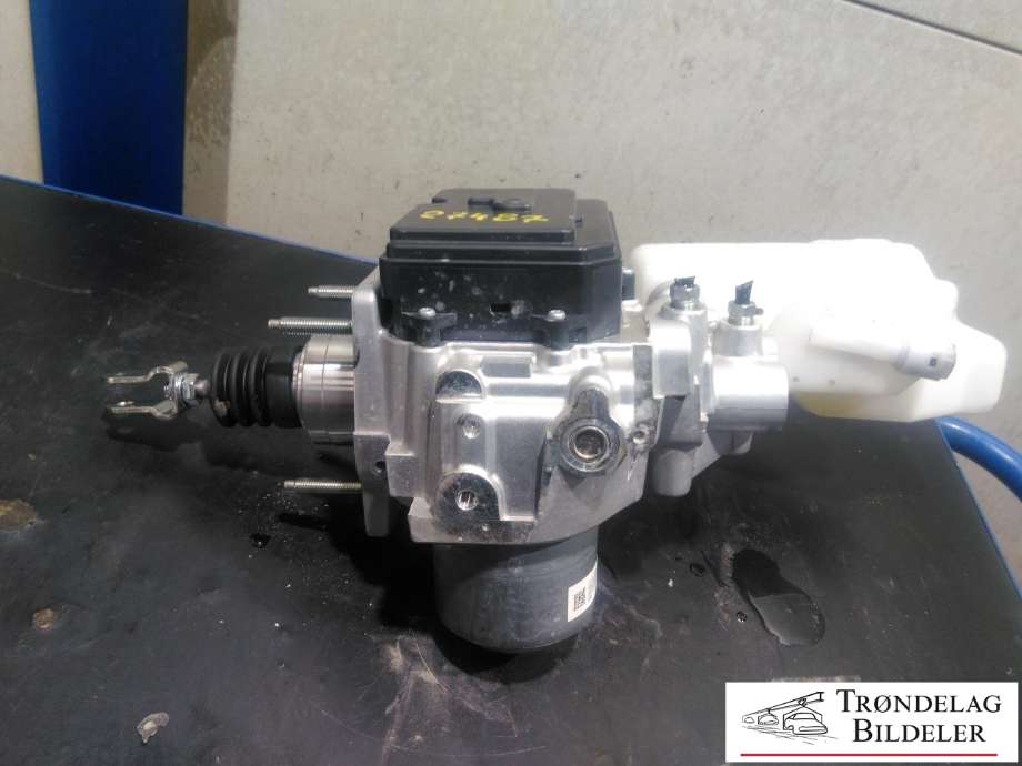 Bremsepumpe hoved til Toyota Corolla Cross 2022-->>  (4707047090  47210-16040|)