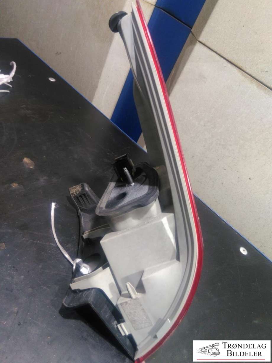 Baklykt venstre ytre til Peugeot 508 2011-2014 (Type I, Fase 1) (6350LY|)