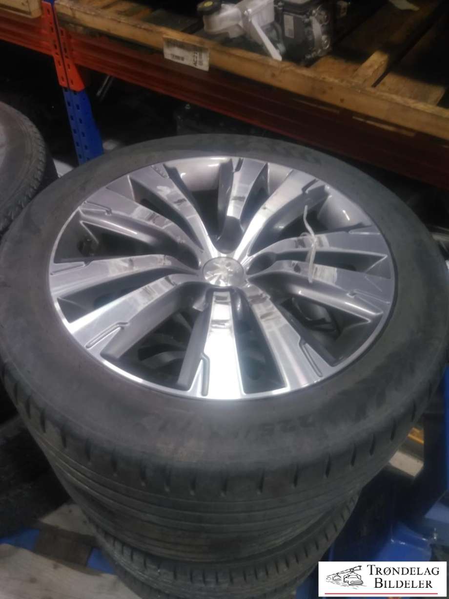 Hjulsett aluminium sommer til Peugeot 3008 2009-2016 (Type I)  (NOKIAN|225/50R17 4X108 7.5JX17 ET29 CB65.1MM|0-5 MM MØNSTERDYBDE|PROD: 13-20)