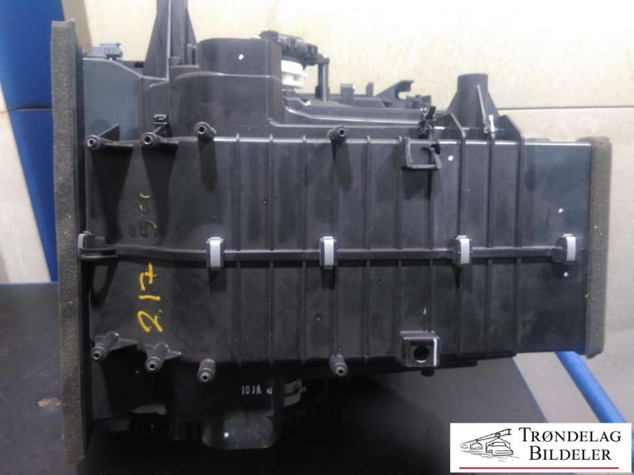 Varmeapparat til Tesla Model S 2013-2016 (Fase 1)  (6007378-00-G|)