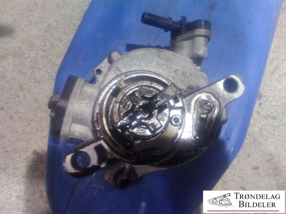 Vakuumpumpe til Peugeot Partner 2008-2015 (Type II, Fase 1)  (BOSCH|9684766780|1A0705Y0108|)