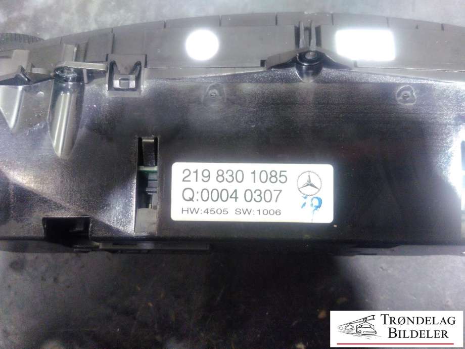 Varmeapparat betjening til Mercedes CLS 2004-2010 (C219) (C219) (2198301085|)