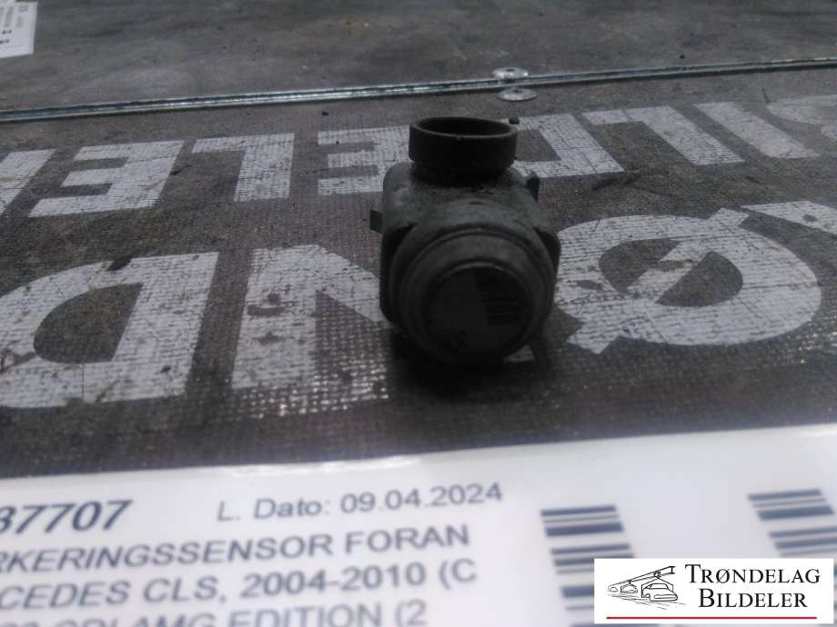 Parkeringssensor foran til Mercedes CLS 2004-2010 (C219) (C219) (001 542 74 18|0 263 003 167|)