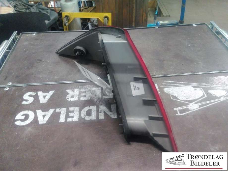 Baklykt høyre til Mercedes CLS 2004-2010 (C219) (C219) (A 219 820 02 77|)