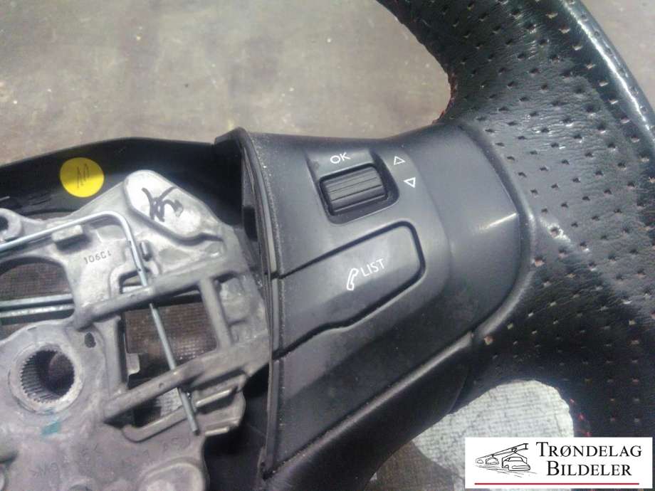 Ratt til Peugeot 208 2012-2019 (Type I) (98 028 217 XJ|)