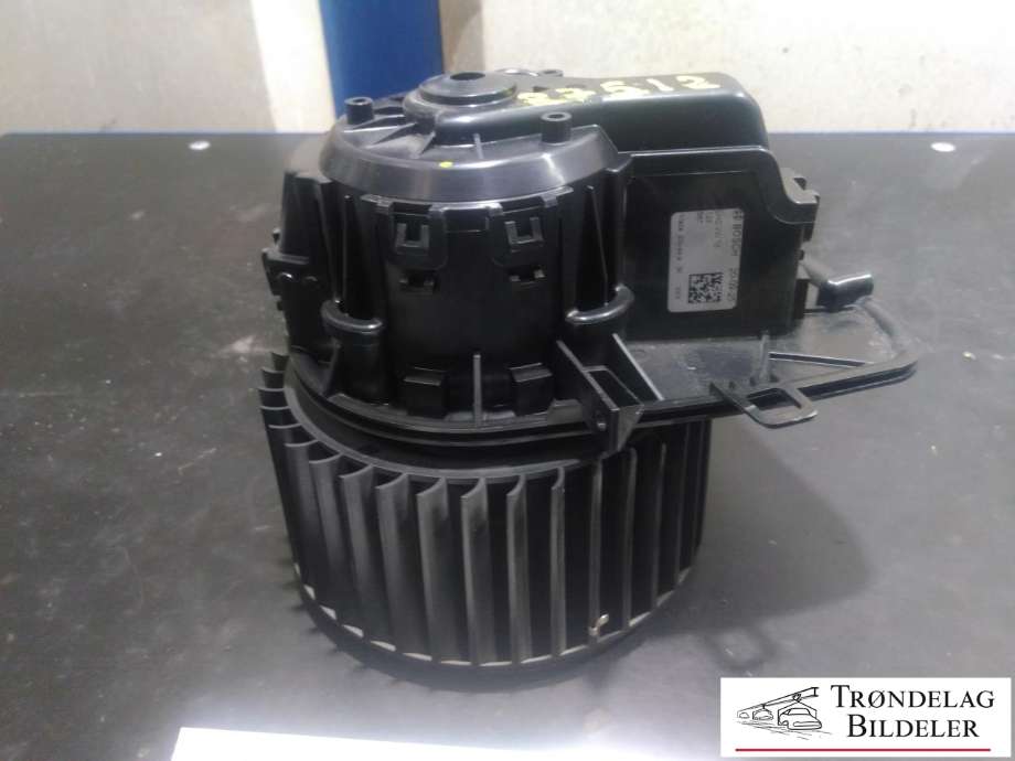 Varmeapparat motor til VW Transporter / Caravelle 2019-->> (T6.1) (T6.1) (5Q0 907 521 F|7L1 819 021|7LA 819 015)