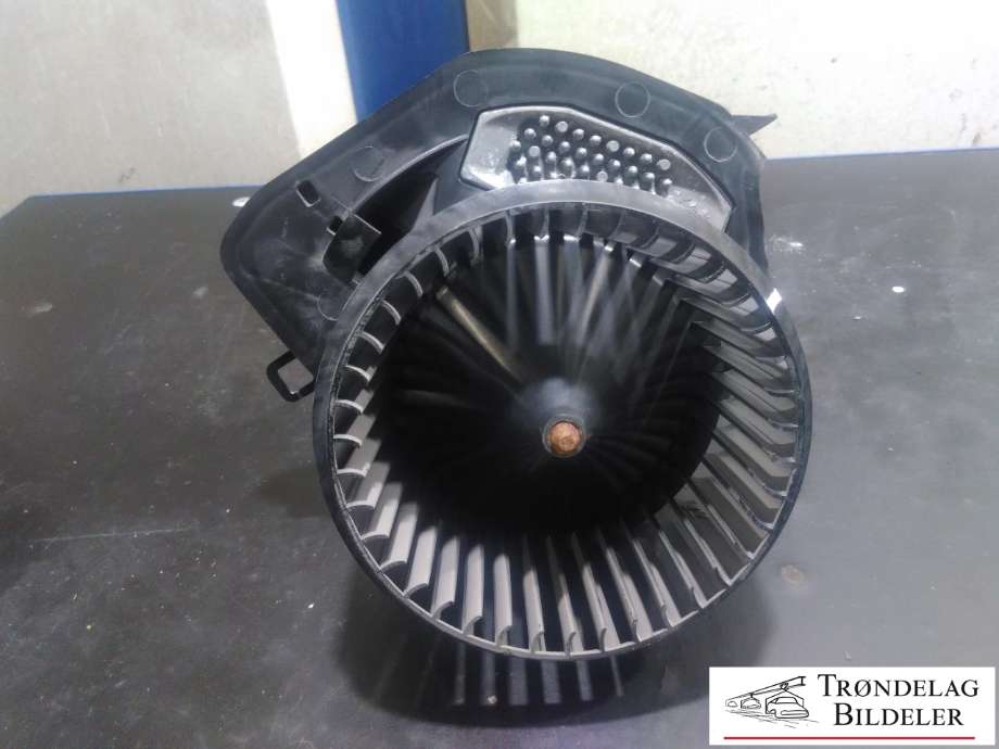 Varmeapparat motor til VW Transporter / Caravelle 2019-->> (T6.1) (T6.1) (5Q0 907 521 F|7L1 819 021|7LA 819 015)
