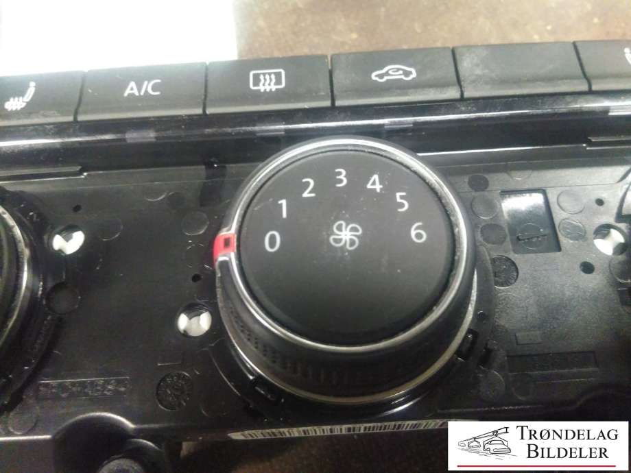 Varmeapparat betjening til VW Transporter / Caravelle 2019-->> (T6.1) (T6.1) (VW AG|7LA 907 426 E|)