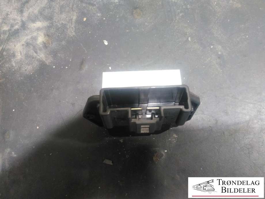 Varmeapparat motstand til Toyota Land Cruiser 120 2002-2009  (DENSO|499300-2121|)