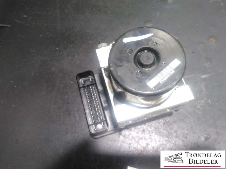 ABS sentral til Volvo V60/V60 CC 2013-2018 (Type I, Fase 2)  (VOLVO|31400546|)