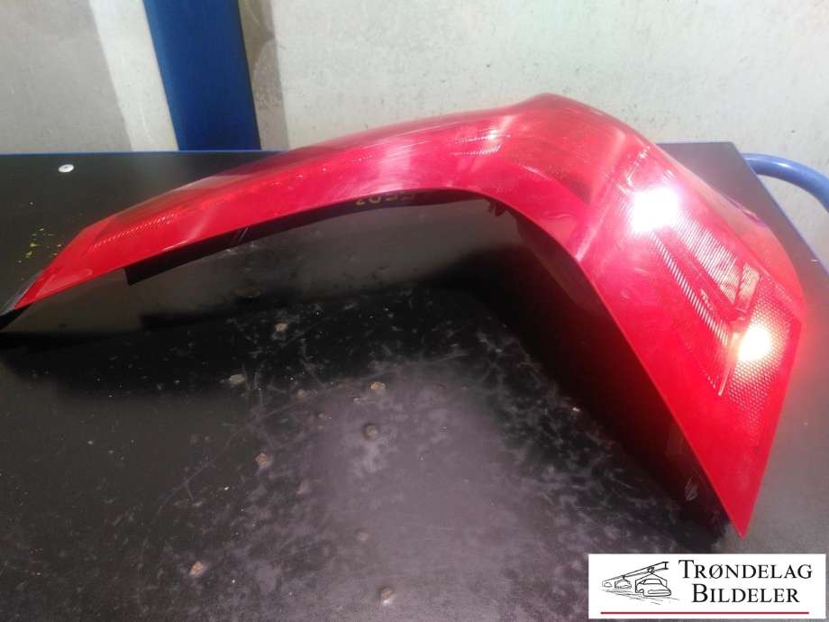 Baklykt venstre til Volvo V60/V60 CC 2013-2018 (Type I, Fase 2)  (31214963|31395928|)