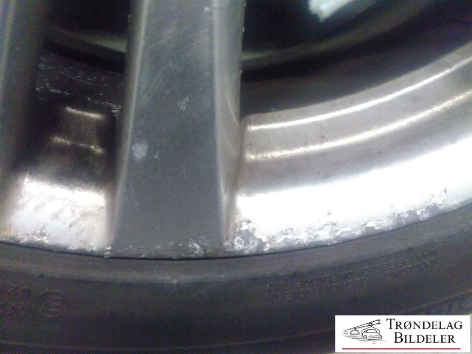 Hjulsett aluminium sommer til SsangYong Rodius 2005-2013 (Type I)  (SOMMERDEKK TRIANGLE/HIFLY|235/50R18 5X130 6.5JX16 ET43 CB84.1MM|3-7 MM MØNSTERDYBDE|PROD: 09-21 / 01-23)