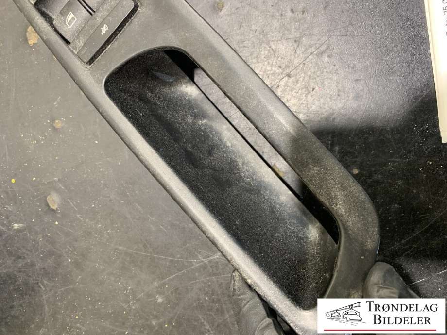Bryter ruteheis førerdørspanel til BMW X5 2007-2013 (E70) (E70) (9122120-01|)