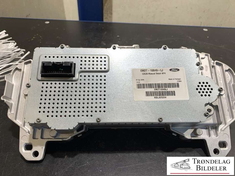 Instrumentpanel til Ford S-Max 2015-->> (Type II)  (EM2T-10849-LJ|)