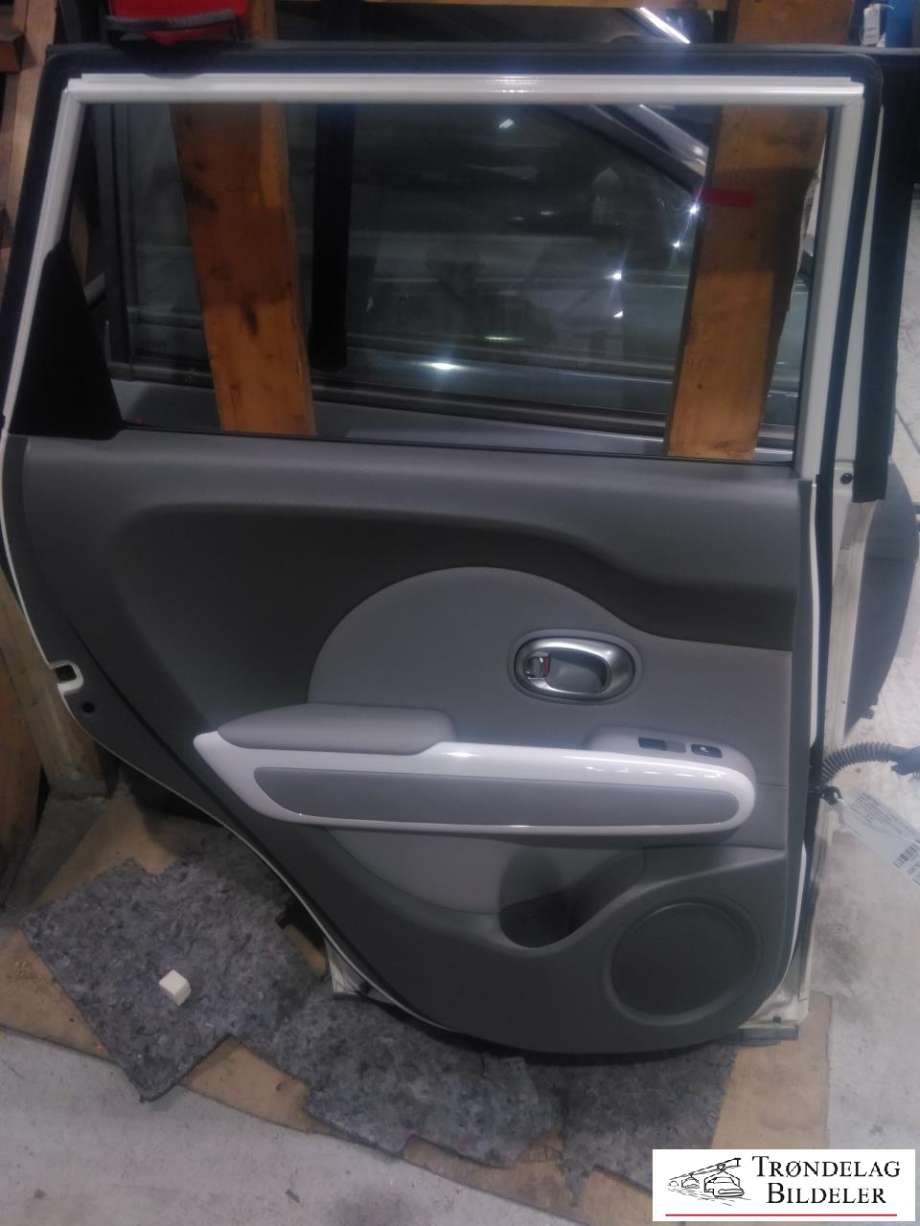 Dør venstre bak til Kia Soul 2014-2019 (Type II)  (77003-B2000|)