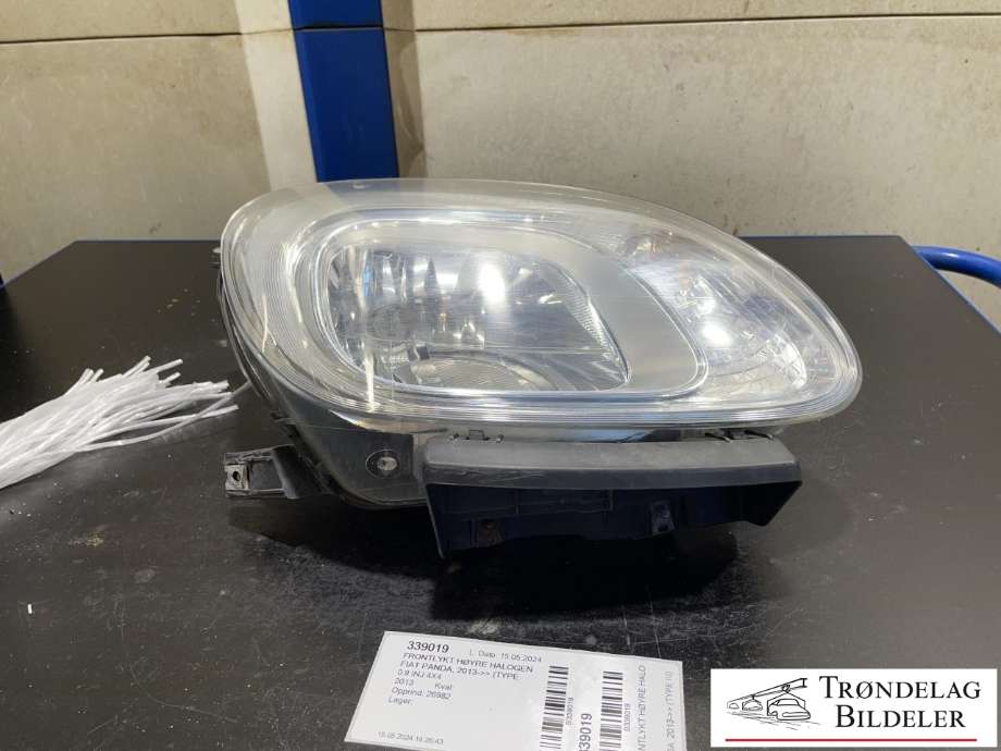 Frontlykt høyre halogen til Fiat Panda, 2013-->> (Type III)  (51843644)