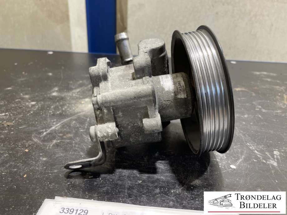 Servo pumpe mekanisk til BMW X1 2009-2015 (E84) (E84) (32 41 6 780 459|)