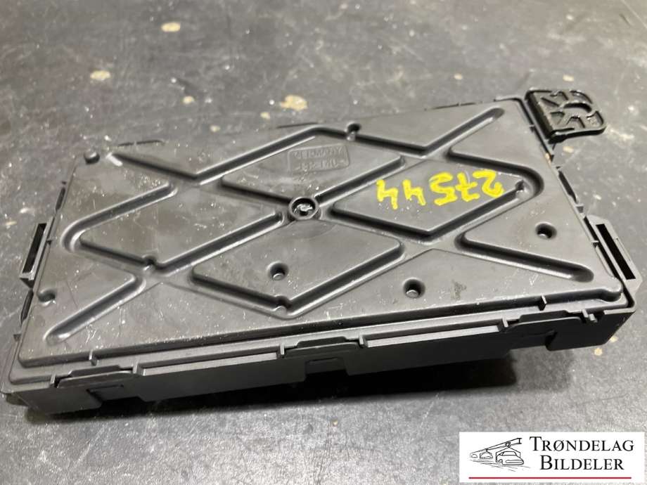 Styreenhet diverse til BMW 3-Serie 2012-2018 (F30/F31/F34) (F30/F31/F34) (61.35-6819333-01|)