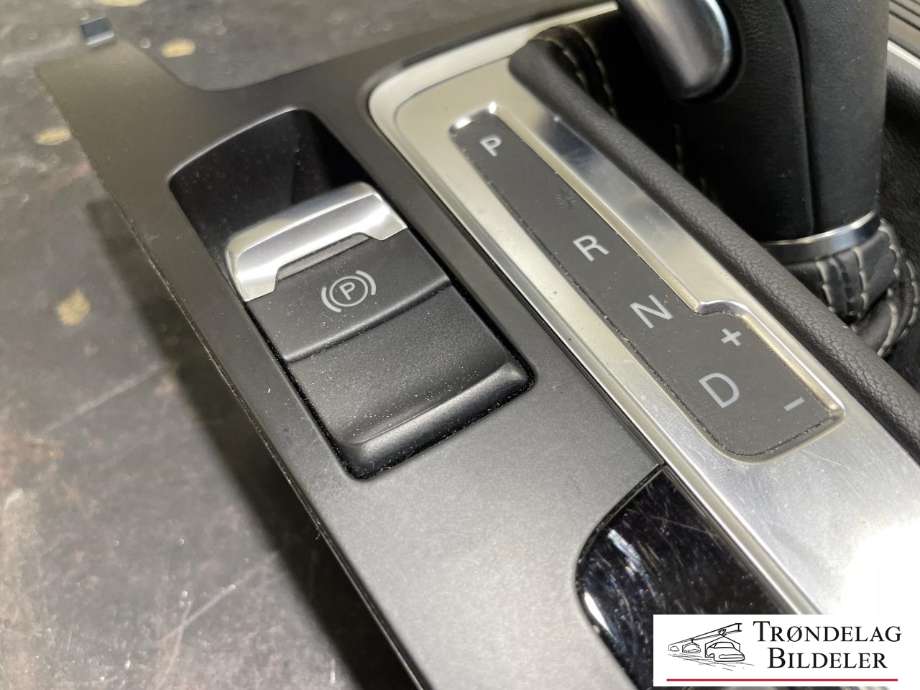 Bilstereo betjeningspanel til Audi S4 2009-->>  (8T0 919 609 WFX|)